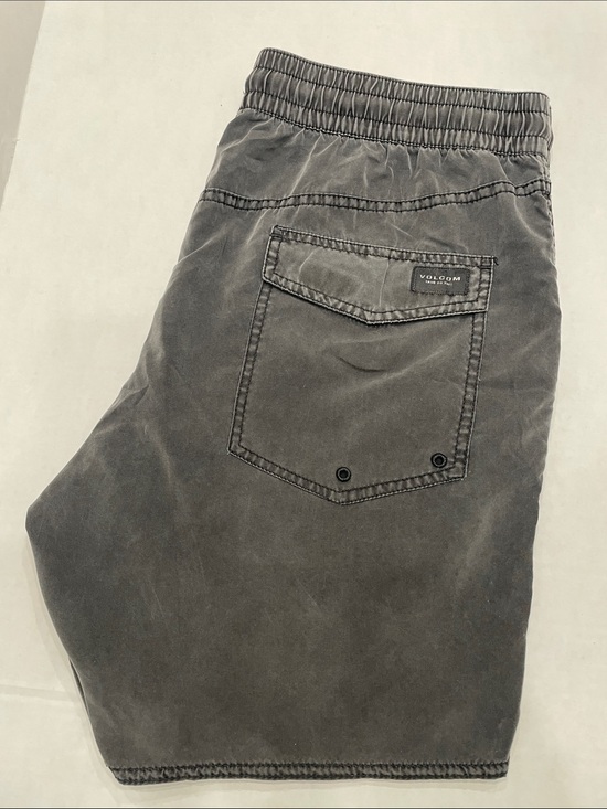 Volcom Other - Volcom Gray Elastic Waist Casual Shorts